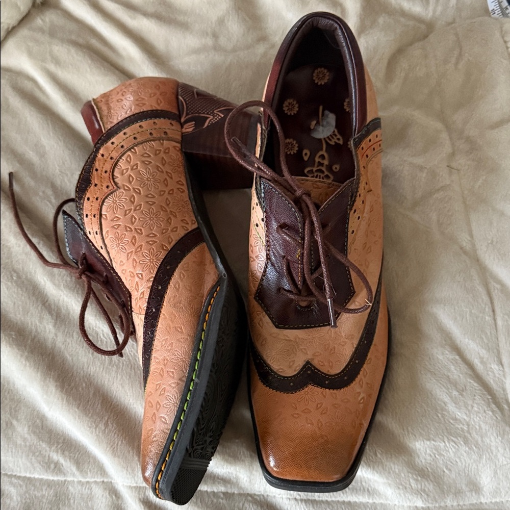 Elegant Tan and Brown Women's Ankle Boots